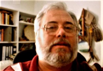 2002-05-11 MWatowa KFS past pres 2005 self portrait bookshelf